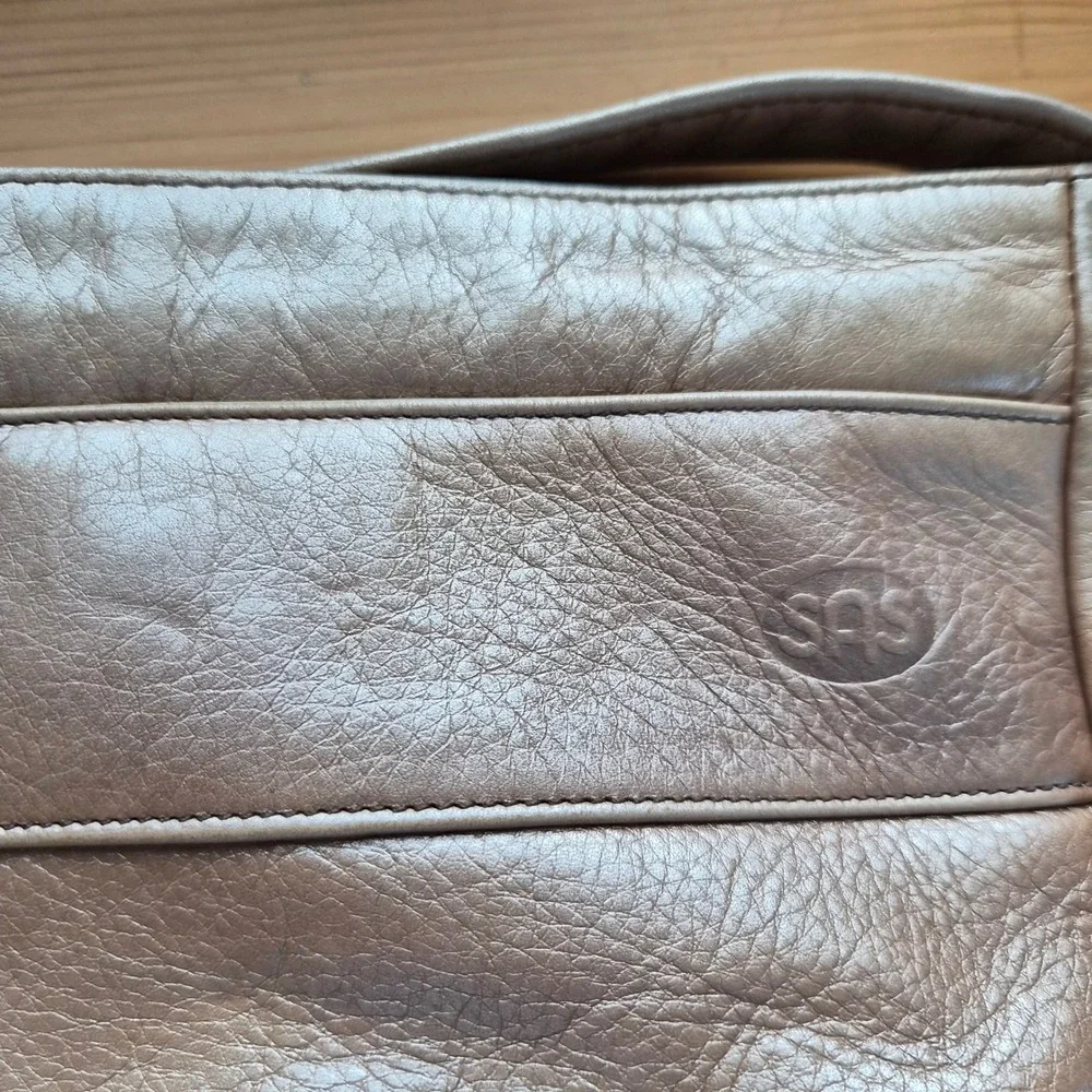 SAS San Antonio Shoemakers Metallic‎ Bronze Leather Crossbody Made in USA Retro